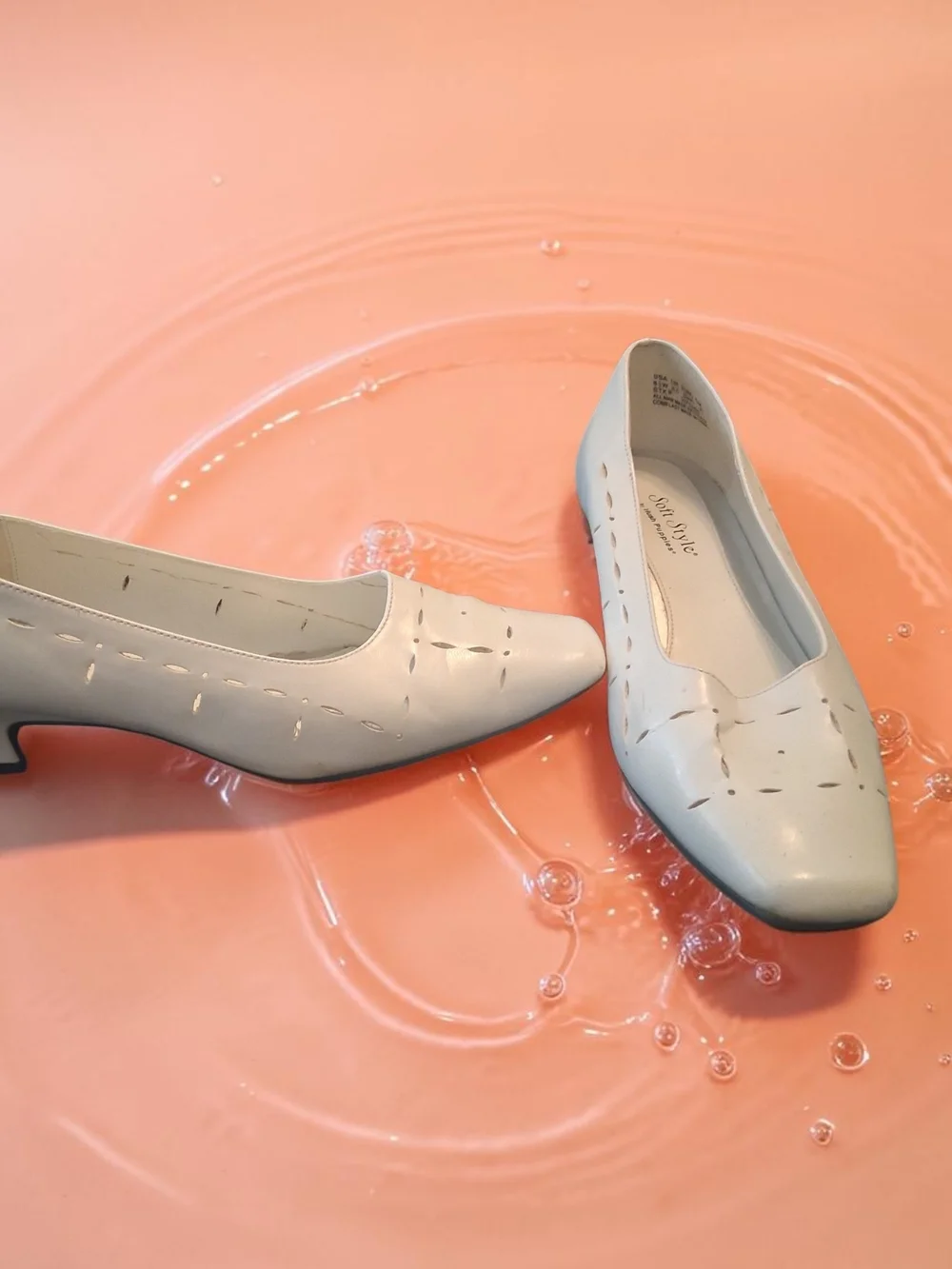 Vintage White Soft Style by Hush Puppie Laser-cut Women's Shoes Size 8.5 Work
